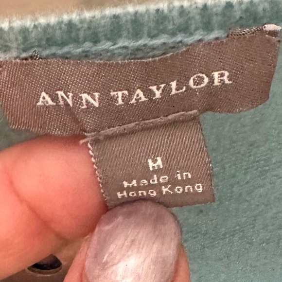 Ann Taylor Cashmere Blend Aqua Sweater - Picture 2 of 4
